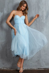 Smitten Sweetheart Neckline Chiffon Midi Dress Blue