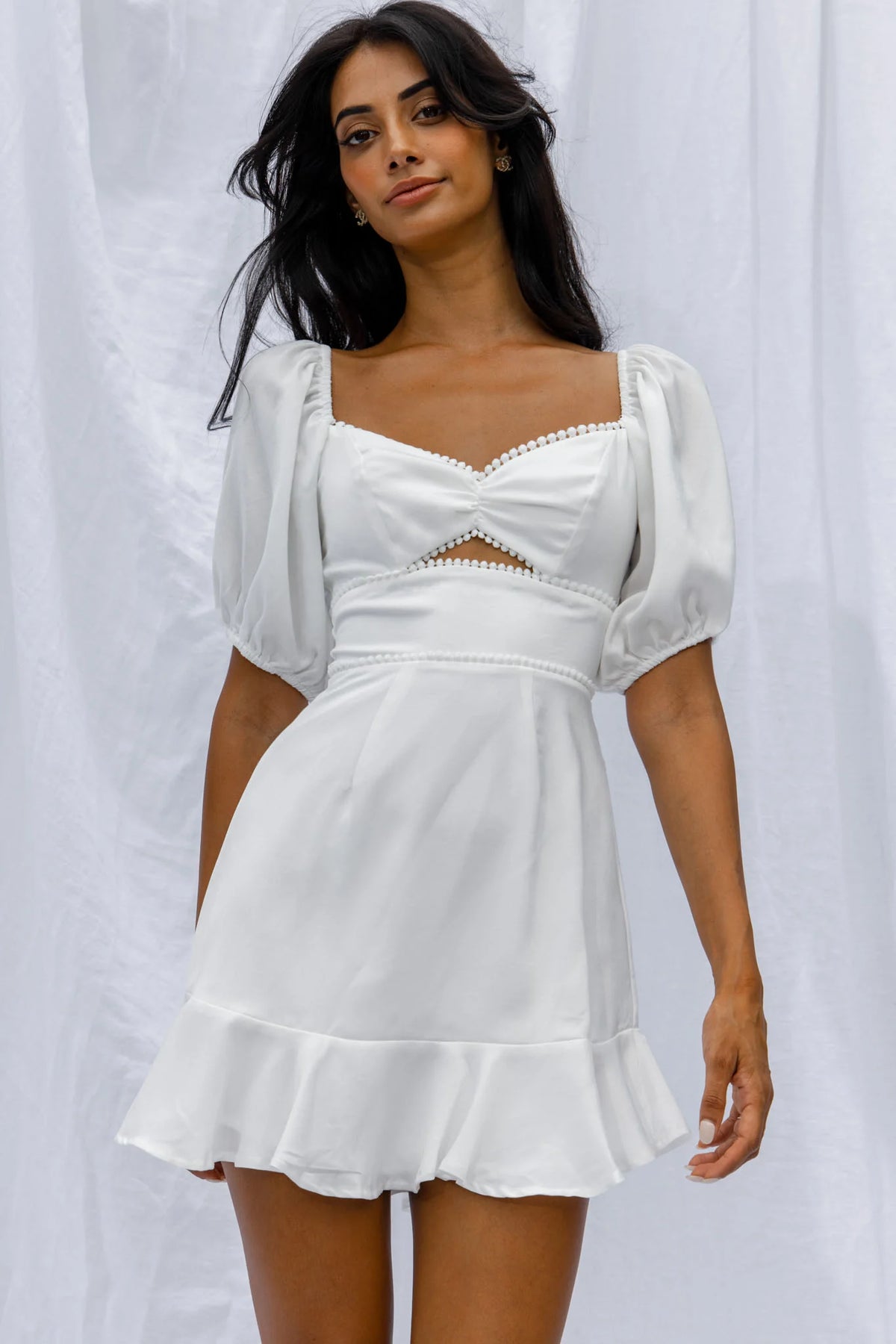 Catch Feelings Sweetheart Neckline Puff Sleeve Dot Trim Dress White